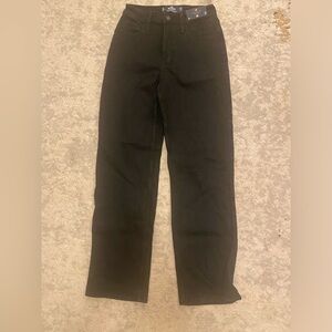 Hollister Boys Black ultra high rise dad jean W26 L31 NWT